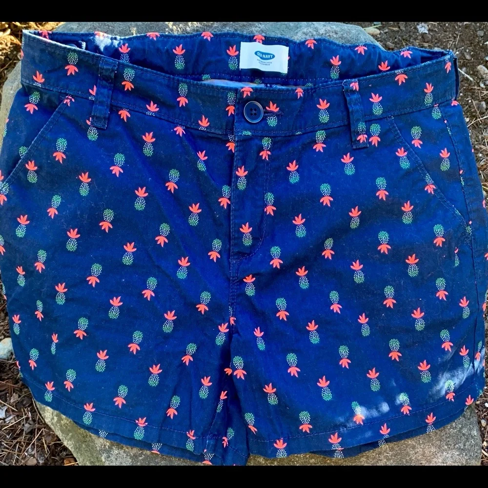 Old Navy dark blue green & pink pineapple shorts sz Y 16